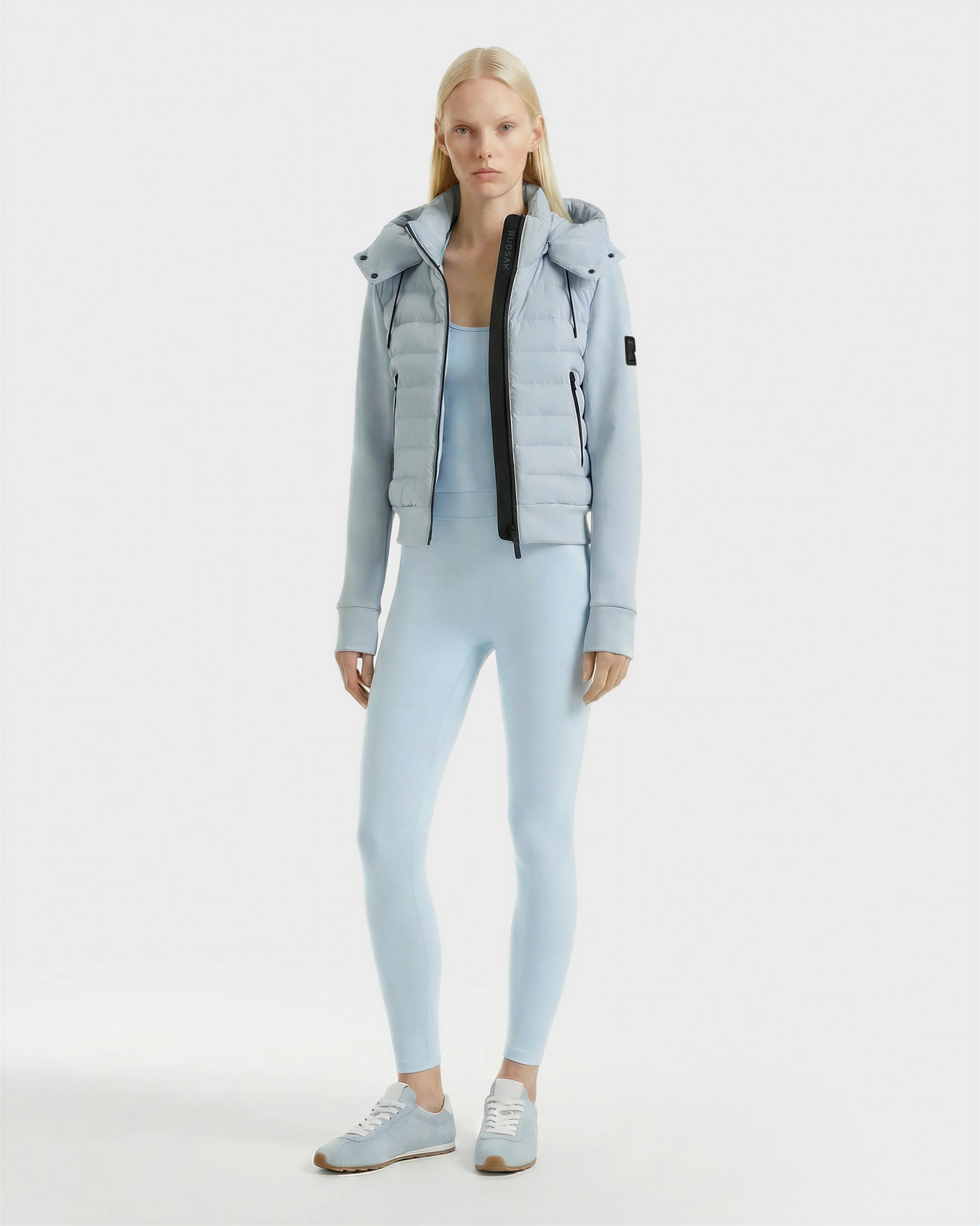WOMEN'S BESTSELLERS